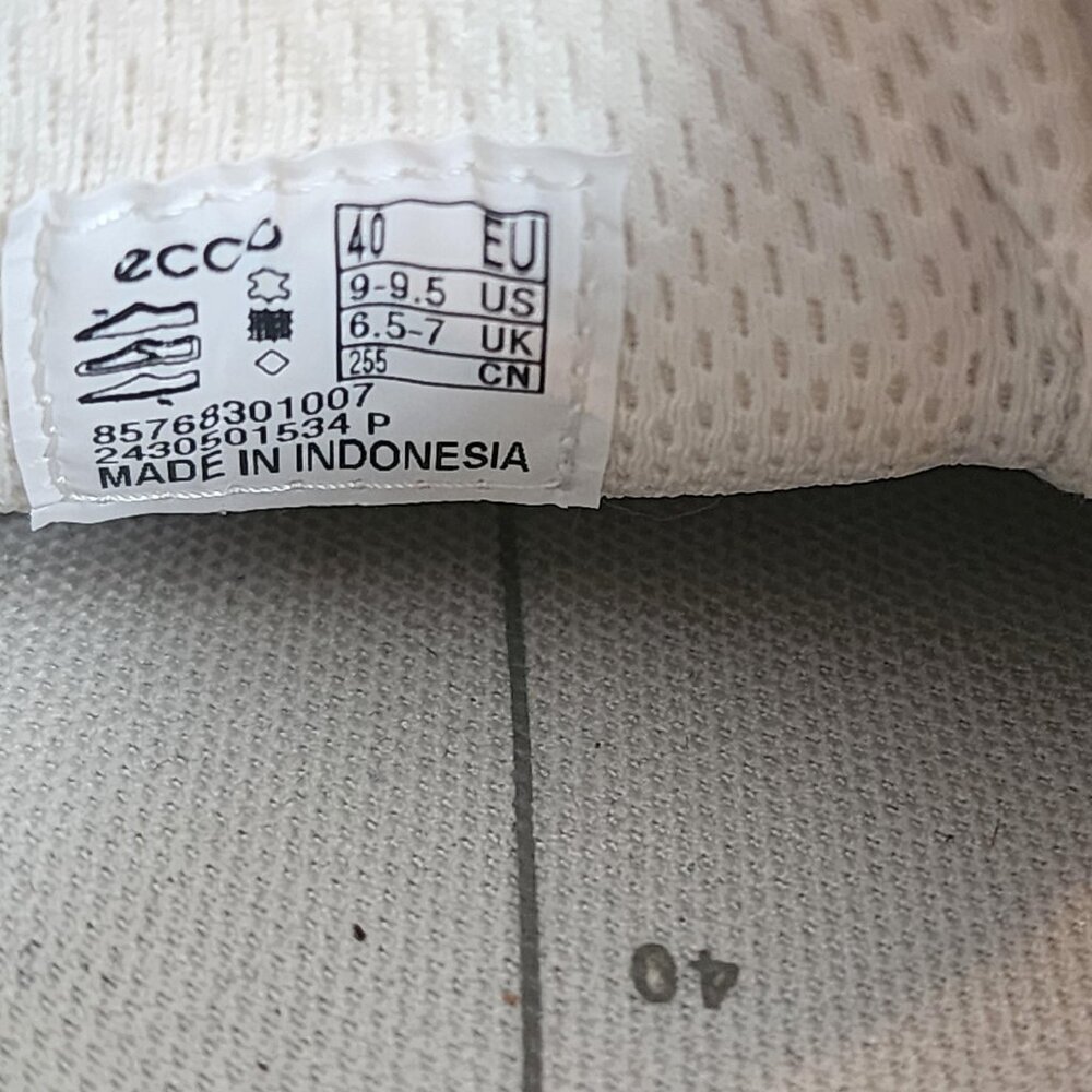Ecco Soft 7 Shoes Womens Size 9 9.5 White Leather Lace Up Comfort Walking - Picture 12 of 13